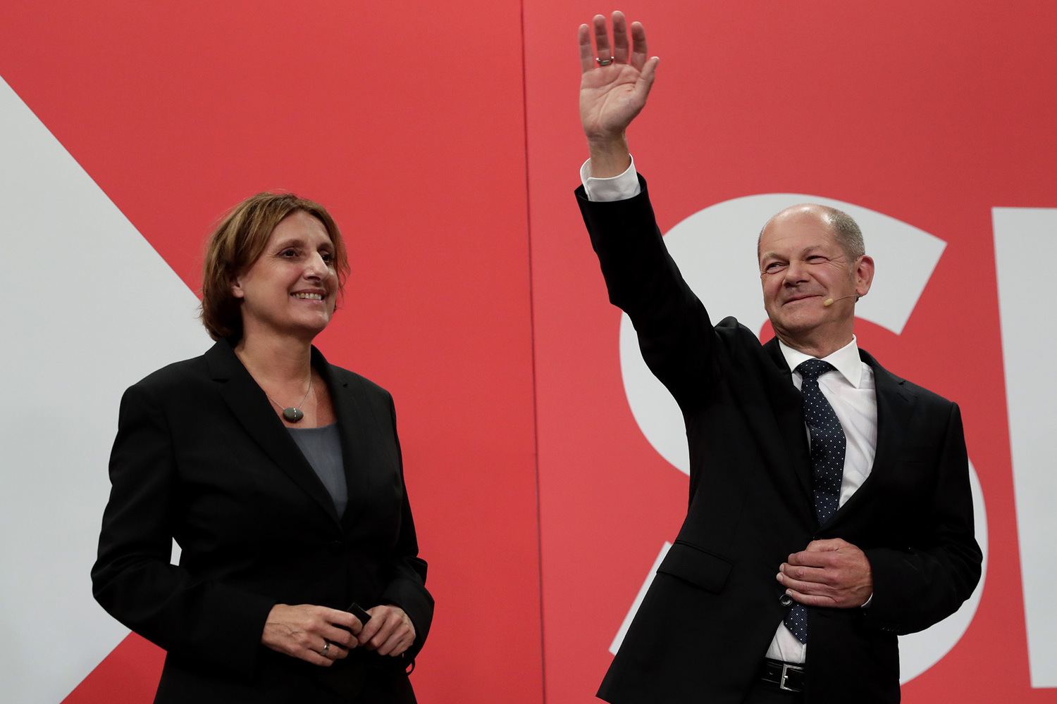 Жена и хобби нового канцлера Германии Олафа Шольца в фотографиях