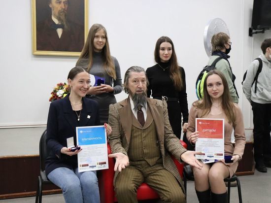 Ярославские студенты вместе с Некрасовым постигали «Искусство наживать деньгу»