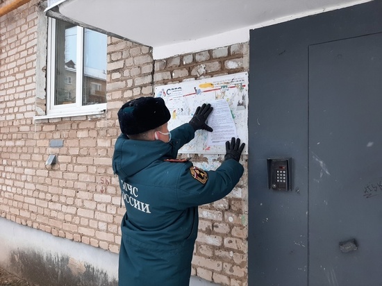 В Ярцеве пожарные провели профилактический рейд