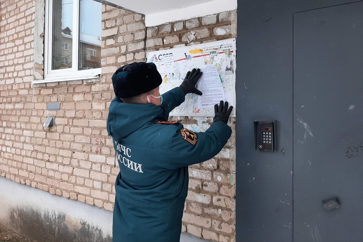 Работа в ярцево. Пожарные в Ярцево. Пожарная безопасность Ярцево. Ярцевская пожарная часть номер 19. Ярцево пожарная часть история.