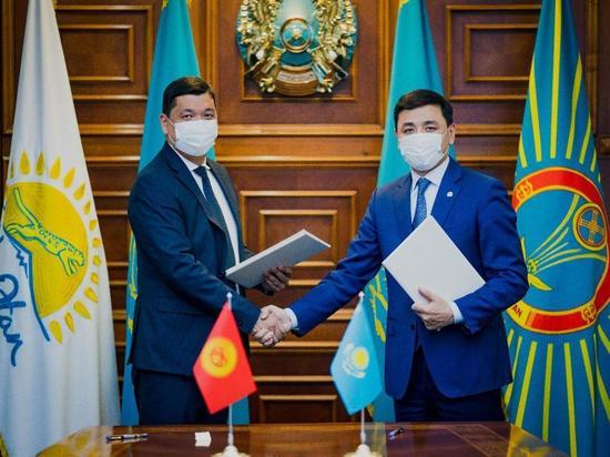 Мэр Бишкека и аким Нур-Султана подписали Дорожную карту по сотрудничеству