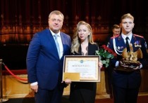 В рамках 304-летия Астраханской губернии губернатор Астраханской области Игорь Бабушкин объявил старт флешмоба «Мы родом из Астрахани»
