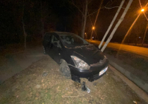 В полицию города Уссурийск обратилась женщина с заявлением, – ее машину угнали с автомойки