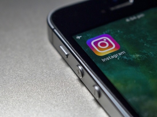 Instagram заявил о возвращении хронологической ленты