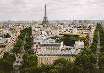 В Париже на протяжении двухсот лет действует секретное общество «Семья» (La Famille), объединяющее несколько тысяч человек