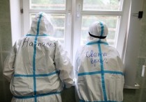 Как сообщает радио Sputnik, врач, кандидат медицинских наук Борис Чурадзе в беседе с журналистами рассказал, как в осенне-зимний период отличить коронавирус от других респираторных вирусных инфекций