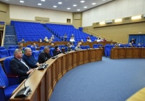 Первый заммэра Антон Иванов провел совещание с представителями управляющих компаний Белгорода