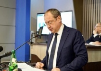 Мэр Бийска Александр Студеникин призвал отстранять работы невакцинированных от COVID-19 людей