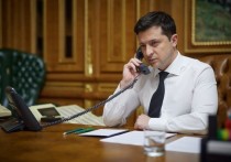 Президент Украины Владимир Зеленский совершил большую ошибку, променяв спокойную жизнь артиста на ненависть граждан, тем самым обеспечив печальный конец своей политической карьеры