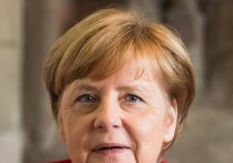 Бывшая глава бюро канцлера Германии Беате Бауманн рассказала, что Ангела Меркель, помощницей которой она была, планирует написать автобиографическую книгу