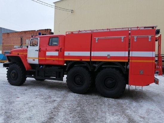 Новую автоцистерну приобрели для Противопожарного лесного центра Псковской области