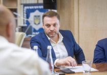 Глава МВД Украины Денис Монастырский инициировал проверку своего заместителя Александра Гогилашвили и на это время потребовал отстранить его от занимаемой должности