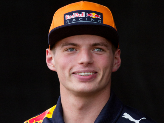 Ферстаппен стал чемпионом сезона-2021 "Формулы-1"
