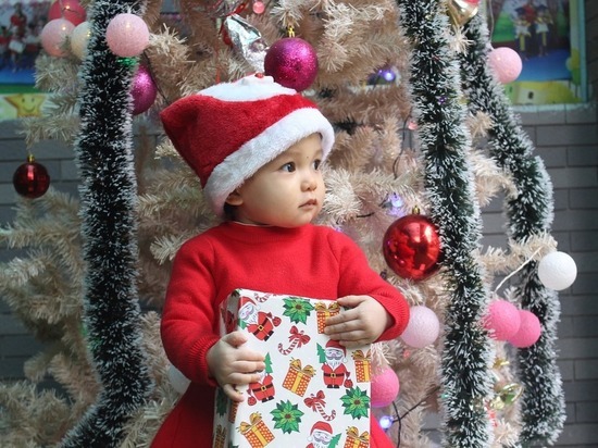 Томские работодатели в три раза чаще стали дарить новогодние подарки детям сотрудников