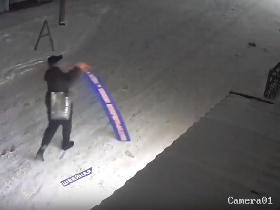 Житель Смоленска сорвал вывески и «улетел» с места преступления