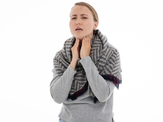 Раскрыты признаки опасной боли в горле; вплоть до рака