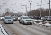 В Барнауле сотрудникам «Горэлектротранса» не сократят зарплату из-за ремонта моста на Новом рынке