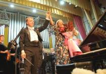 Министерство культуры ЛНР анонсировало выступление известной пианистки на сцене Луганской академической филармонии