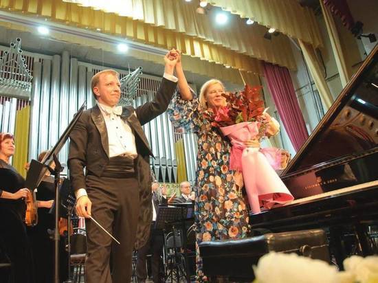 Всемирно известная американская пианистка выступит в Луганске