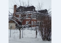 Отец 18-летнего выпускника православной гимназии, который устроил взрыв на территории монастыря в подмосковном Серпухове, принес свои извинения пострадавшим за содеянное сыном