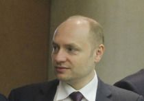 Заместитель секретаря Общественной палаты, бывший министр по развитию Дальнего Востока Александр Галушка попал в реанимацию, он находится в тяжелом состоянии, передает телеграм-канал Mash