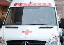 На улице Донбасская в Москве из окна третьего этажа выпал 5-летний ребенок