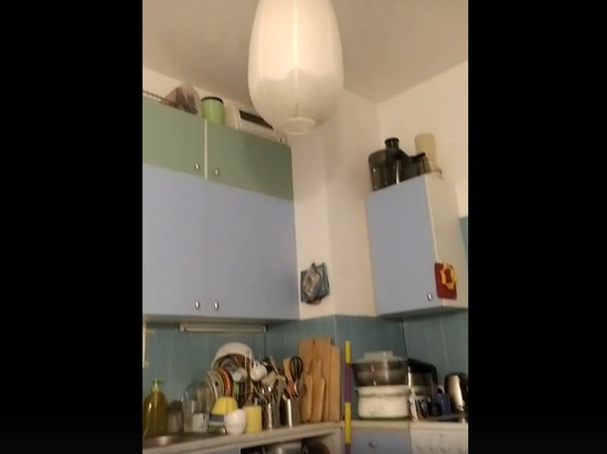 Управляющая компания временно устранила течь с крыши дома на Пушкинской