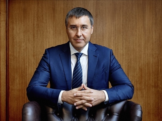 Министр науки Фальков отменил визит в Омск