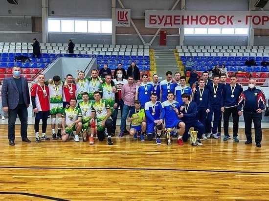 Волейболисты из Ставрополя стали чемпионами края