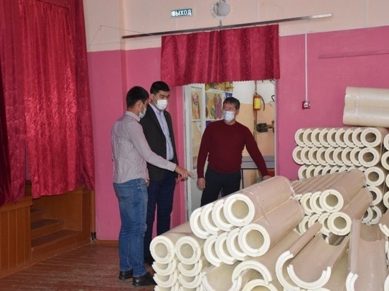 В разгар учебного года в Володарском районе ремонтируют школы и детские сады