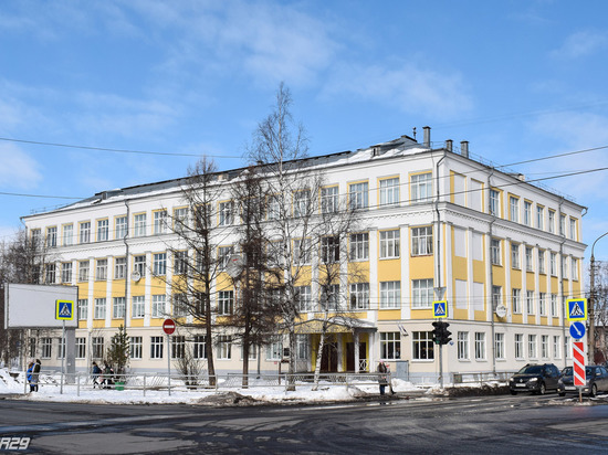 Более полутора миллиардов рублей на эти цели собираются выделить региону из федеральной казны. Если быть точнее, то на эти деньги отремонтируют 26 учебных заведений – это первый этап программы
