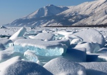 В акватории озера Байкал, примерно в 96 километрах к юго-востоку от Иркутска, вечером 15 декабря произошло землетрясение магнитудой 4,7