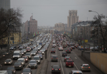 Автомобильные пробки в 8-9 баллов ожидают жителей Москвы к вечеру четверга, информирует столичный Департамент транспорта в Telegram-канале