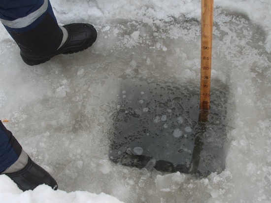 Первую ледовую переправу на Алтае открыли в Камне-на-Оби