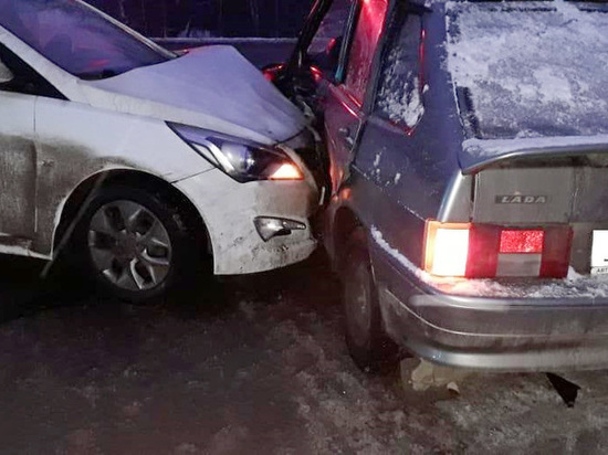 Под Рязанью в ДТП с Hyundai пострадал 55-летний водитель ВАЗ-2114