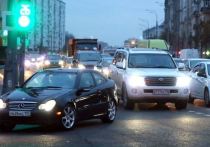 Пробки на ряде основных автомагистралей в Москве образовались 16 декабря еще до наступления вечернего часа пик