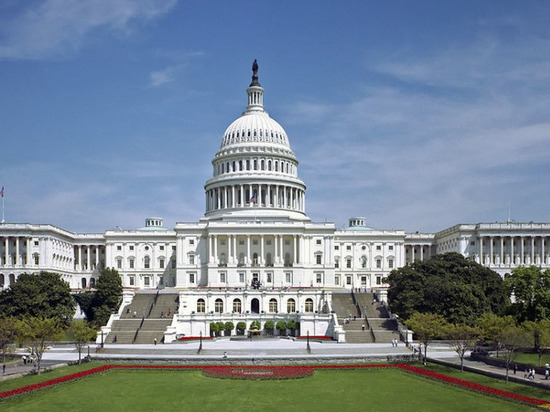 Американские сенаторы подготовили законопроект о расширении помощи Киеву
