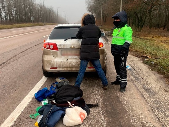 На трассе в Белгородской области задержали водителя с 5 кг синтетических наркотиков