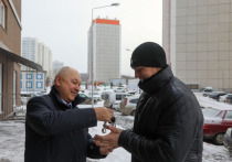Спортсмен из Минусинска Марк Петровский получил ключи от квартиры в Красноярске