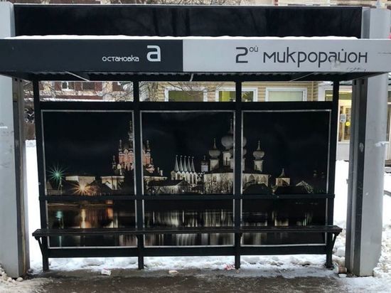 В Тихвине установили 11 новых остановок с видами города