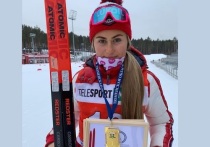 Томичка Алена Баранова стала победительницей индивидуальной гонки классическим стилем на 10 км среди девушек от 21 до 23 лет на всероссийских соревнованиях по лыжным гонкам среди юниоров и юниорок, которые проходят в Тюмени.