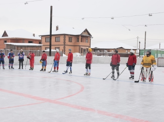 В Кызыле стартовал  зимний хоккейный сезон