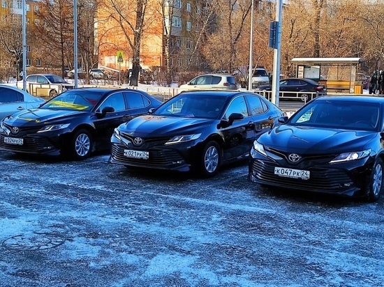 2,5 миллиона на «Лексусы» и «Тойоты»: стали известны траты Заксобрания Красноярского края на служебный автопарк