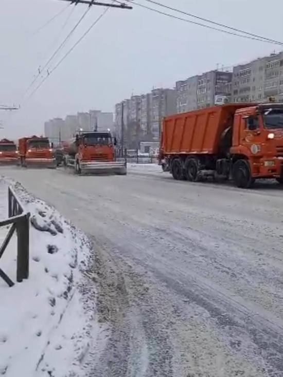 В мэрии Ярославля пообещали круглосуточную очистку снега