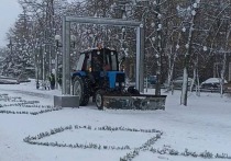 Белгородские коммунальные службы сообщили, что успешно справились с первым в сезоне снегопадом