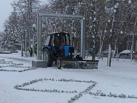 Белгородские коммунальщики – о непогоде: «К снегопаду мы подготовились»
