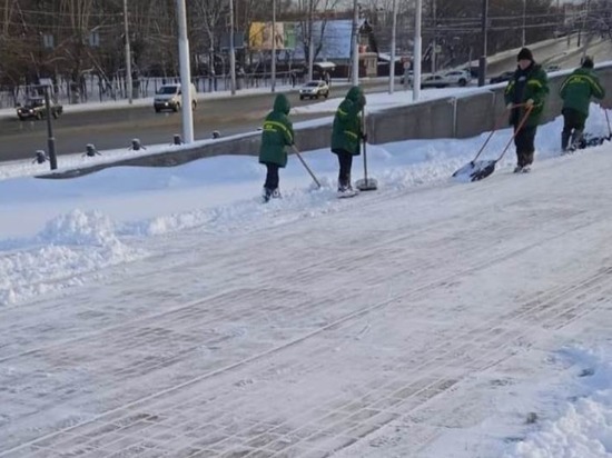 В Пензе ликвидируют последствия снегопада