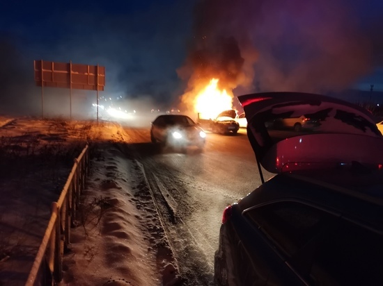 Утром 21 декабря на Северной окружной дороге в Рязани сгорел Ford