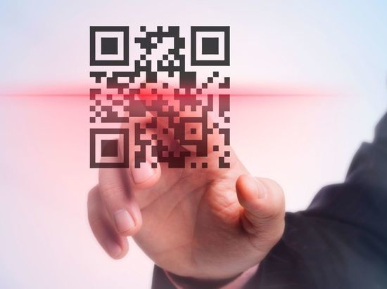 Только 14 % петербуржцев одобрили введение QR-кодов