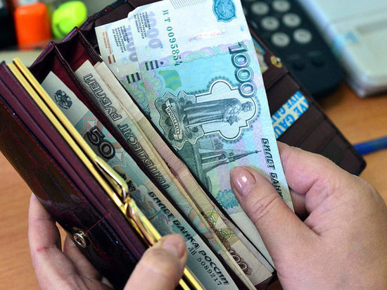 Средняя зарплата в Костромской области за десять месяцев выросла на 9,3%